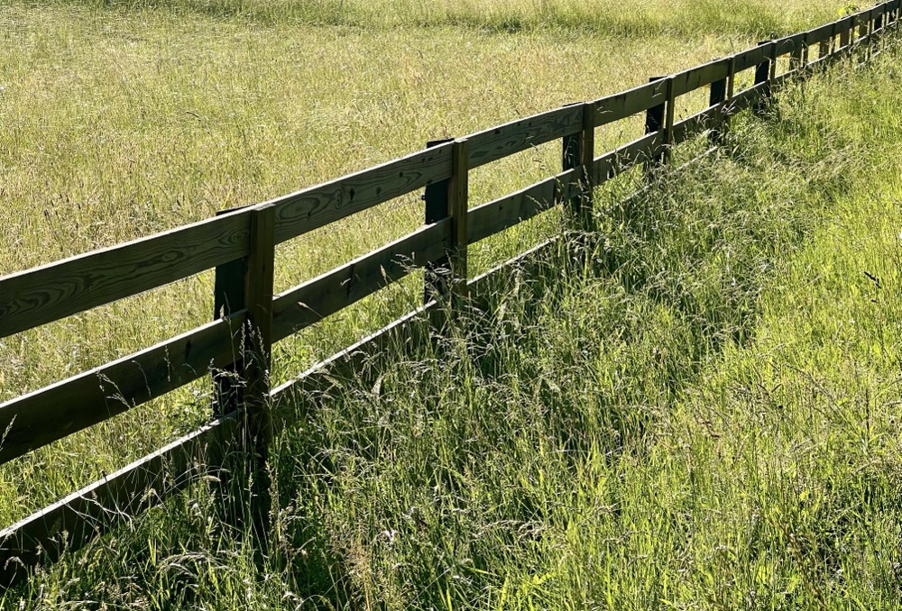 RIGHT LANE MUST EXIT