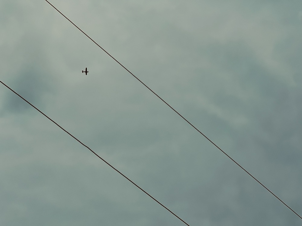 LUXURIOUS LIMINAL LAMINATES