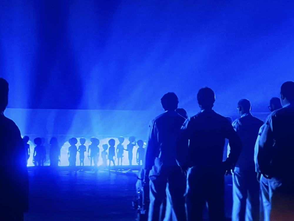 MIDNIGHT SOIRÉE LONGITUDINAL